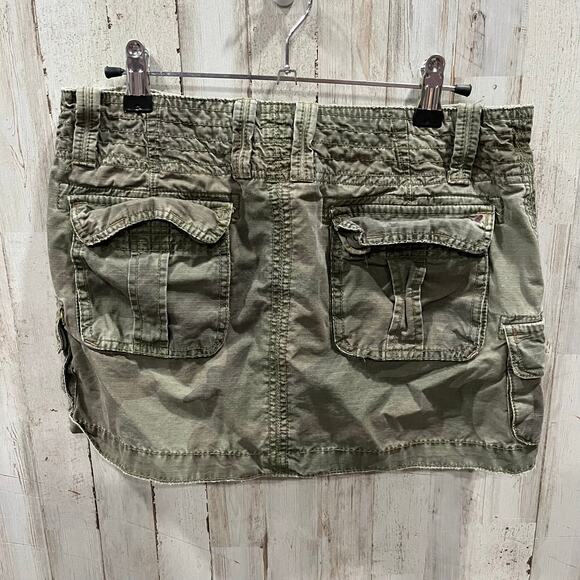 Vintage American Eagle Cam Cargo Y2K Micro Mini Distressed Skirt Size 6 - Picture 3 of 7